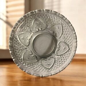 KIG Malaysia Vintage 7” Heart & Rose Pressed Glass Candy Dish Pre Owned